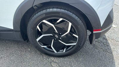 2024 Hyundai IONIQ 5 SE