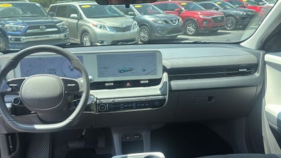 2024 Hyundai IONIQ 5 SE