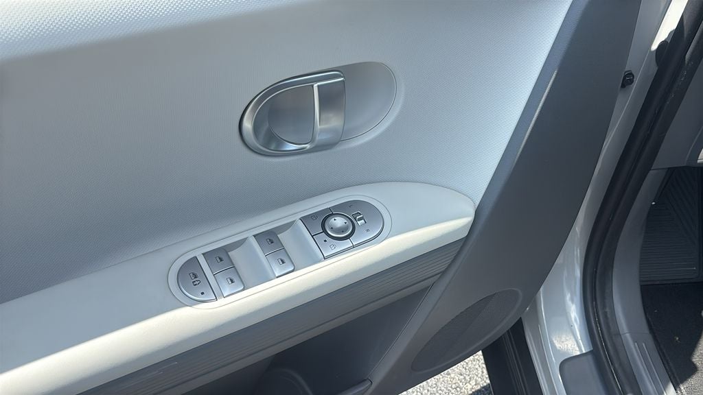 2024 Hyundai IONIQ 5 SE