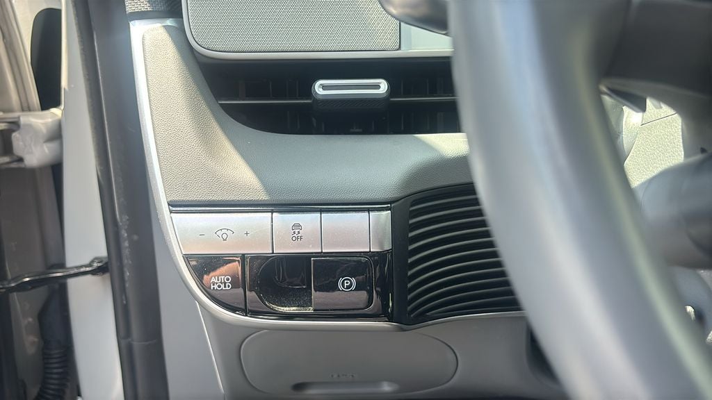 2024 Hyundai IONIQ 5 SE