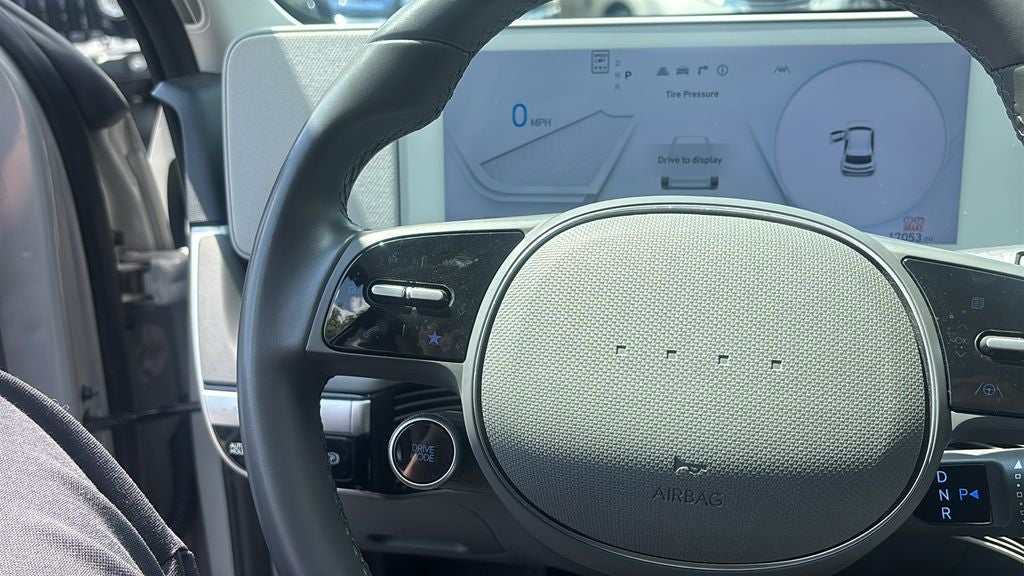 2024 Hyundai IONIQ 5 SE