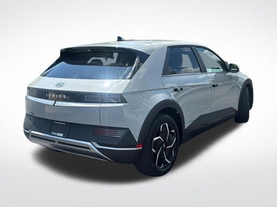 2024 Hyundai IONIQ 5 SE