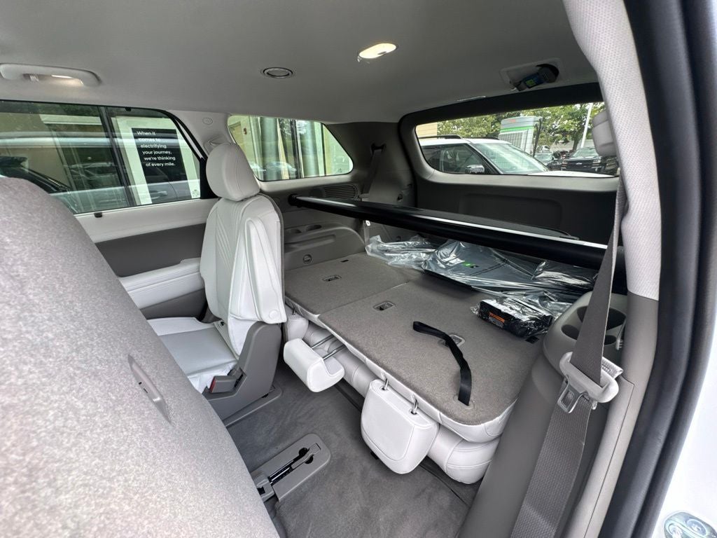 2026 Hyundai Palisade Hybrid SEL Premium 7 Passenger