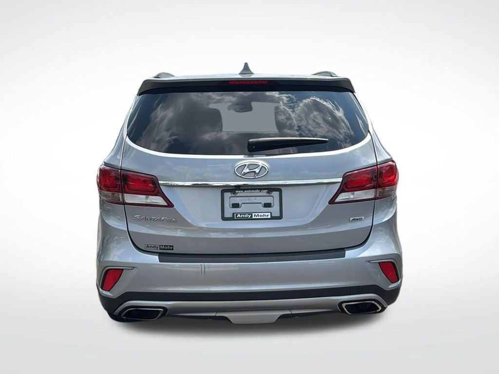 2018 Hyundai Santa Fe SE