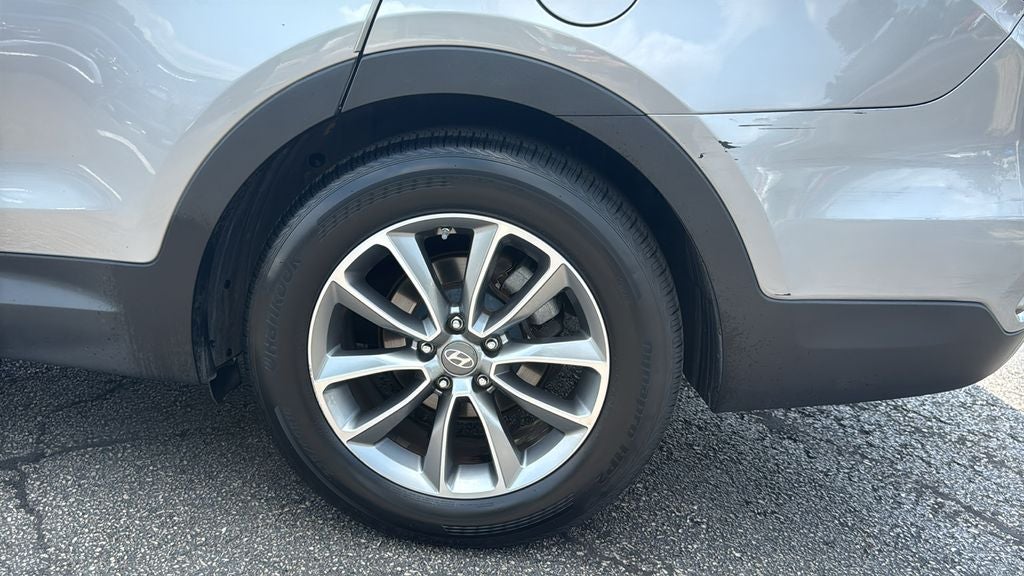 2018 Hyundai Santa Fe SE