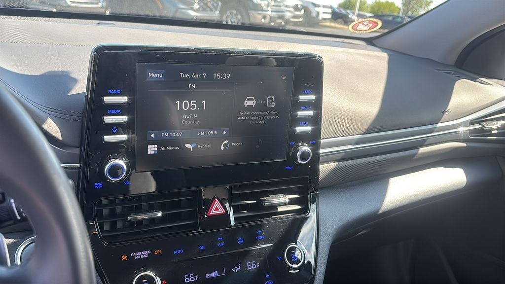 2022 Hyundai Ioniq Hybrid SE