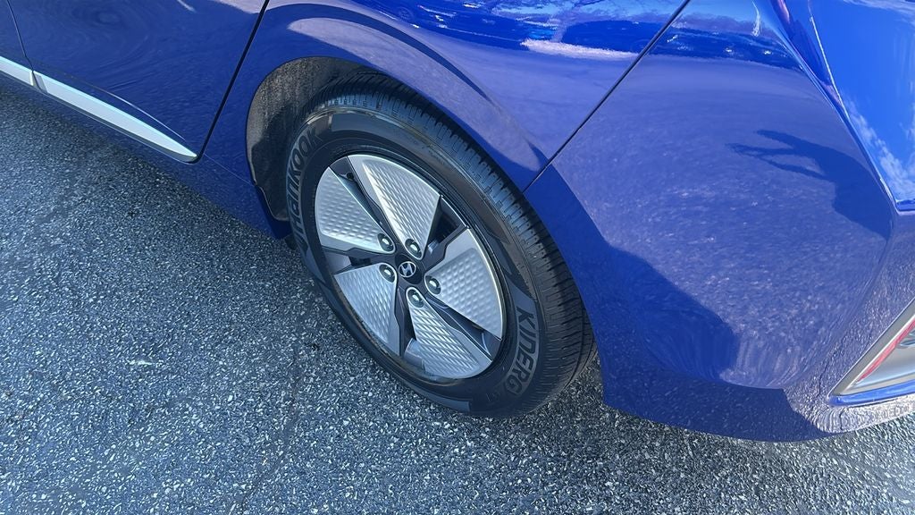 2022 Hyundai Ioniq Hybrid SE