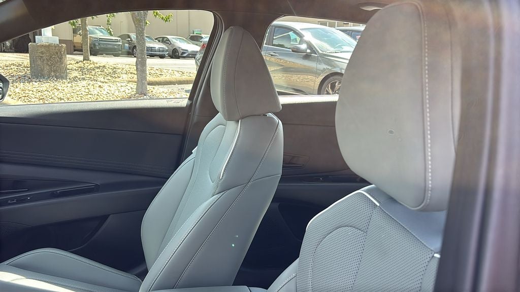 2025 Hyundai Elantra Hybrid Limited