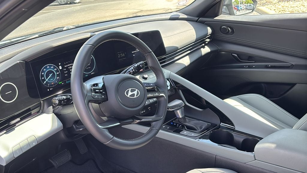 2025 Hyundai Elantra Hybrid Limited