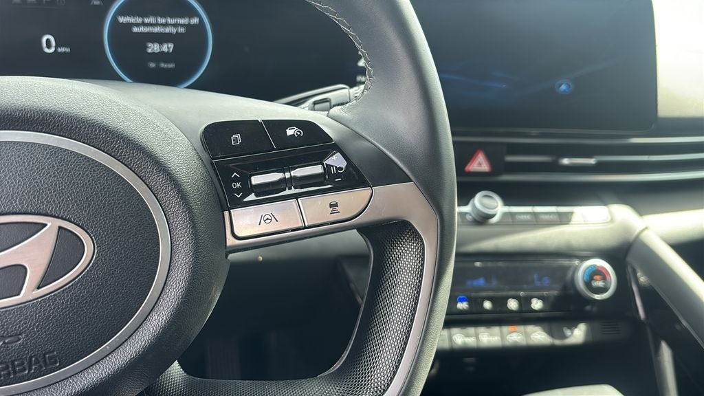 2025 Hyundai Elantra Hybrid Limited