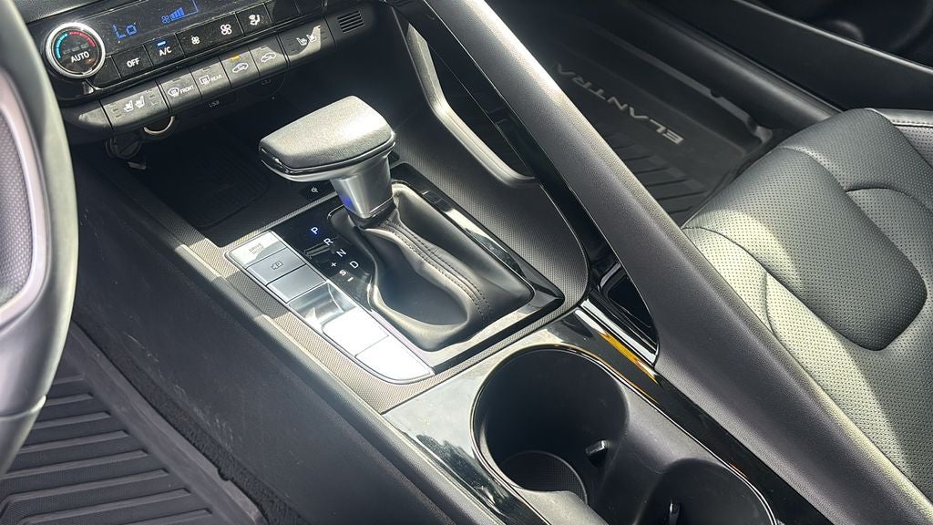 2025 Hyundai Elantra Hybrid Limited