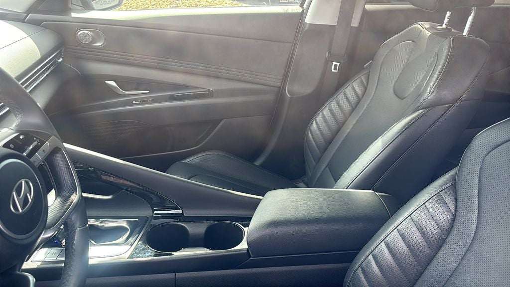 2025 Hyundai Elantra Hybrid Limited