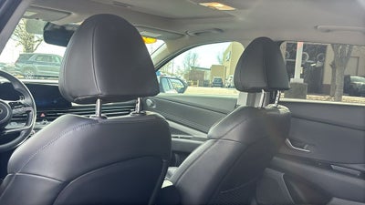 2025 Hyundai Elantra Hybrid Limited