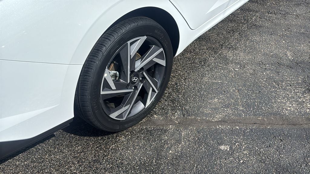2025 Hyundai Elantra Hybrid Limited