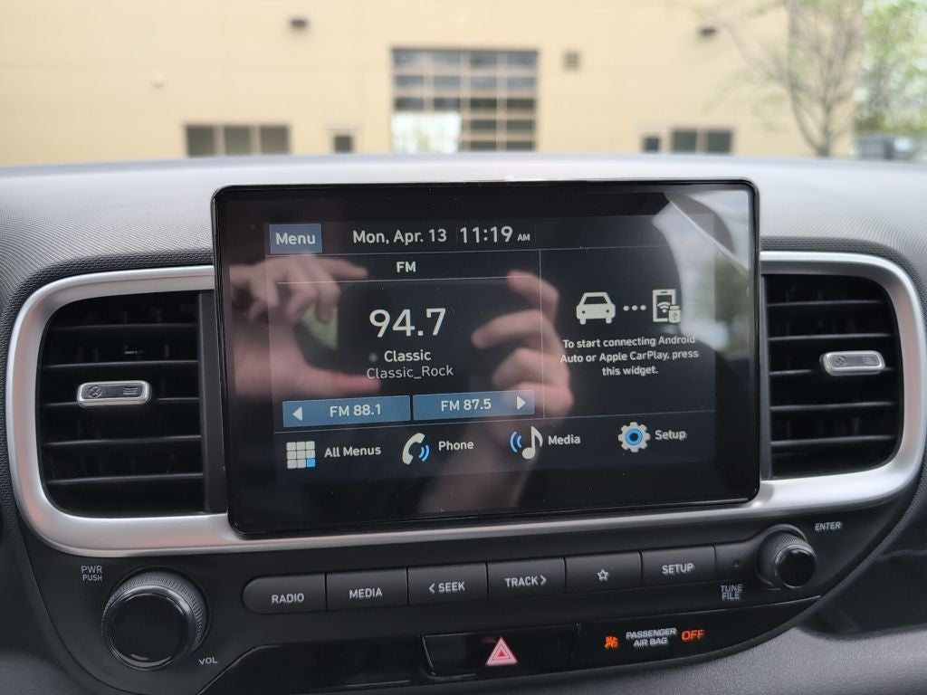 2026 Hyundai Venue SE