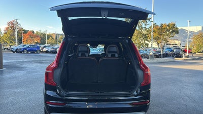 2021 Volvo XC90 T6 Momentum