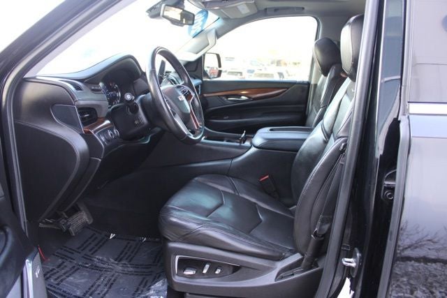 2016 Cadillac Escalade Luxury