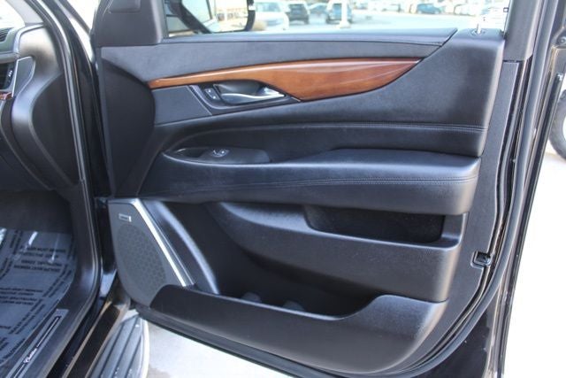 2016 Cadillac Escalade Luxury