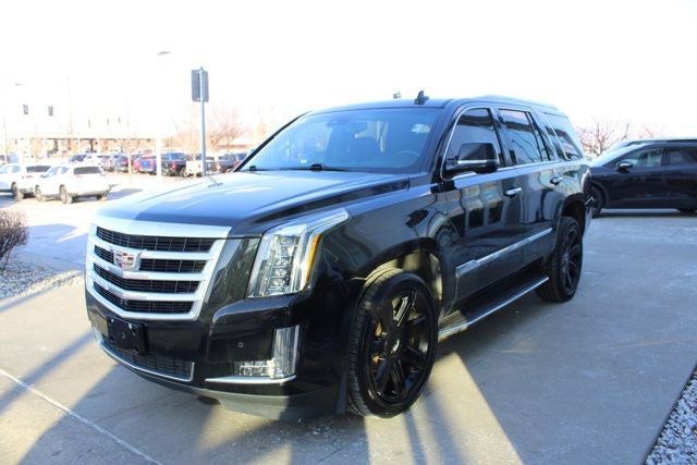 2016 Cadillac Escalade Luxury