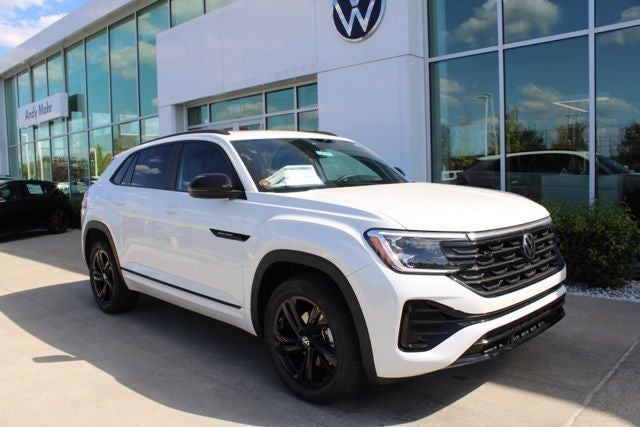 2026 Volkswagen Atlas Cross Sport 2.0T SEL R-Line Black