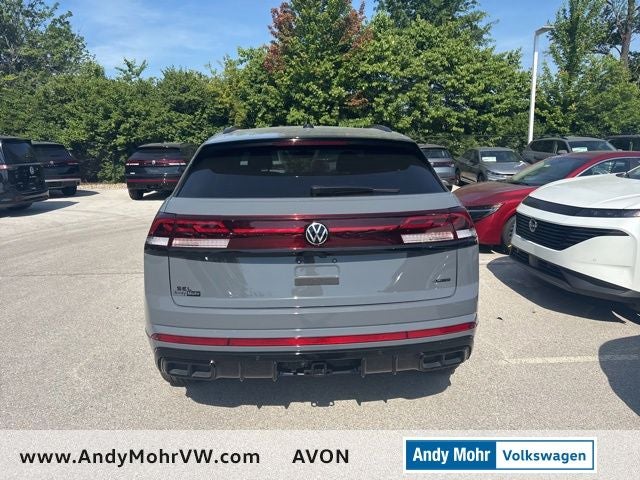 2026 Volkswagen Atlas Cross Sport 2.0T SEL R-Line Black