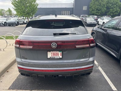 2026 Volkswagen Atlas Cross Sport 2.0T SEL R-Line Black