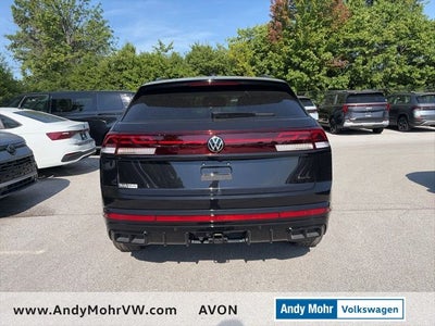 2026 Volkswagen Atlas Cross Sport 2.0T SEL R-Line Black