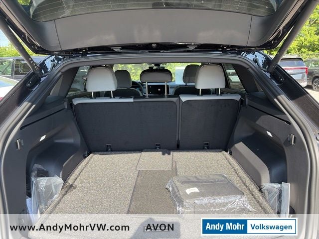 2026 Volkswagen Atlas Cross Sport 2.0T SEL R-Line Black