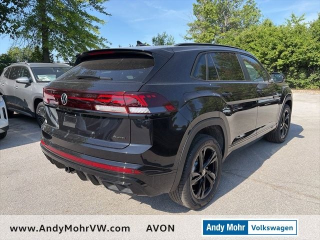 2026 Volkswagen Atlas Cross Sport 2.0T SEL R-Line Black
