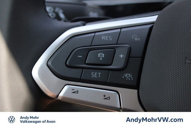 2026 Volkswagen Atlas Cross Sport 2.0T SEL R-Line Black