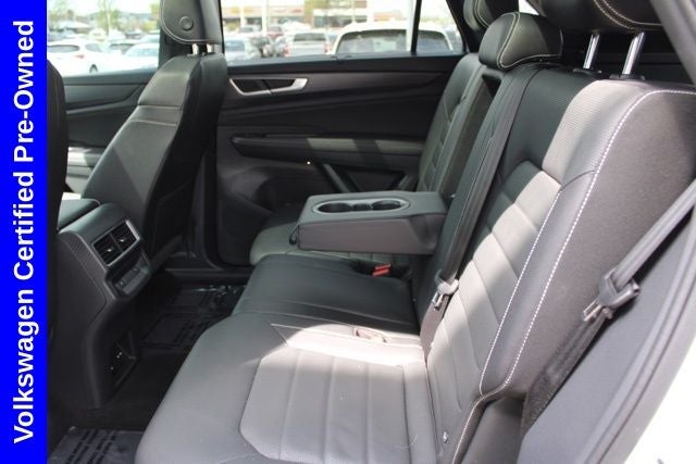 2025 Volkswagen Atlas Cross Sport 2.0T SEL R-Line Black