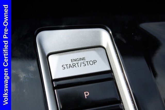 2025 Volkswagen Atlas Cross Sport 2.0T SEL R-Line Black