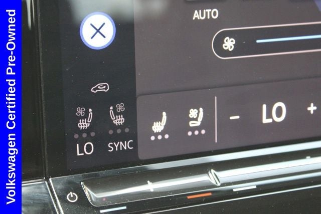 2025 Volkswagen Atlas Cross Sport 2.0T SEL R-Line Black