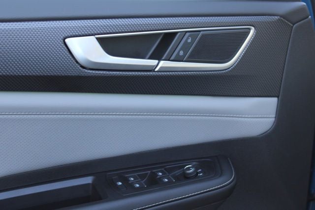 2026 Volkswagen Atlas Cross Sport 2.0T SEL