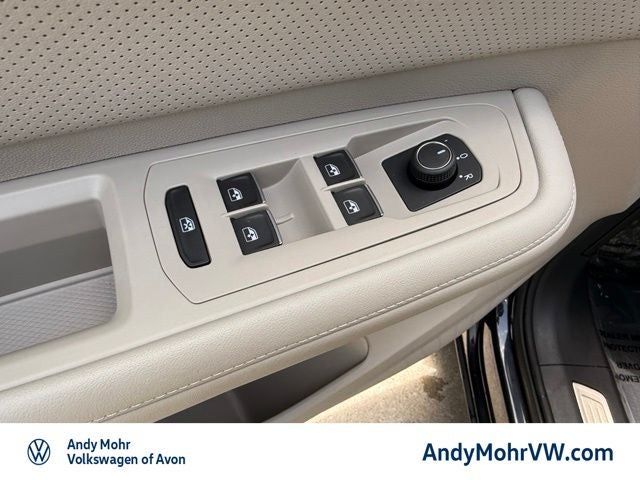 2024 Volkswagen Atlas 2.0T SEL