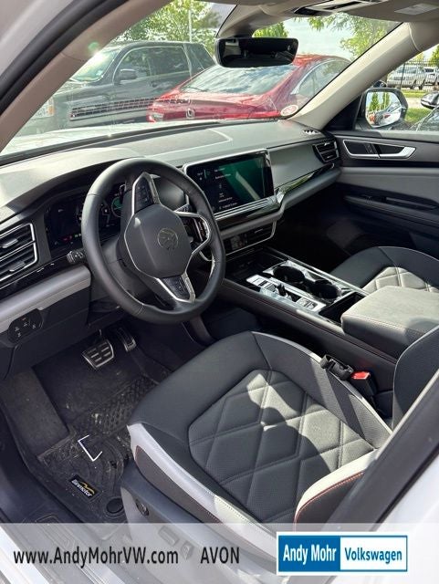 2024 Volkswagen Atlas 2.0T Peak Edition SE w/Technology