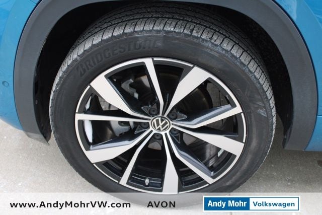 2024 Volkswagen Atlas Cross Sport 2.0T SEL Premium R-Line