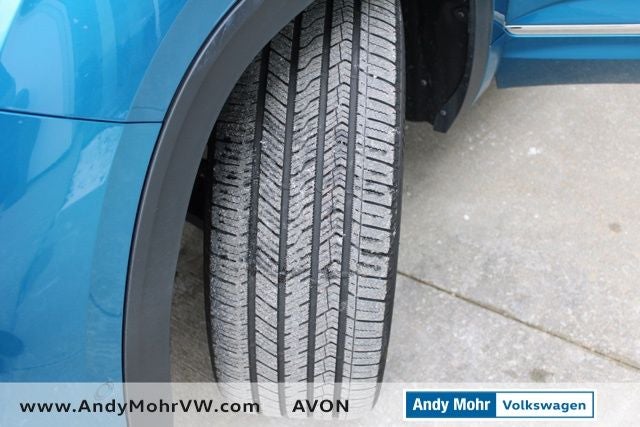 2024 Volkswagen Atlas Cross Sport 2.0T SEL Premium R-Line