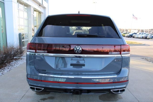 2026 Volkswagen Atlas 2.0T SEL Premium R-Line