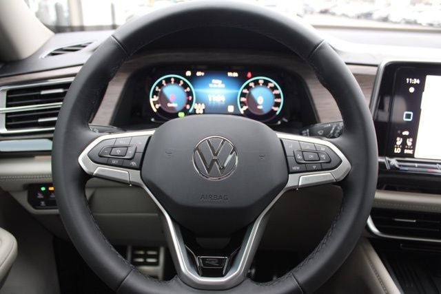 2026 Volkswagen Atlas 2.0T SEL Premium R-Line