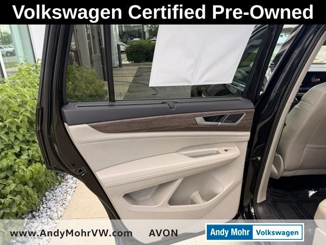 2024 Volkswagen Atlas 2.0T SEL Premium R-Line