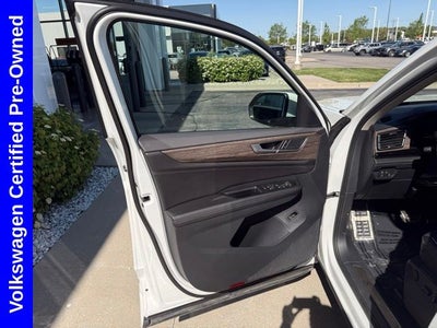 2025 Volkswagen Atlas 2.0T SEL Premium R-Line