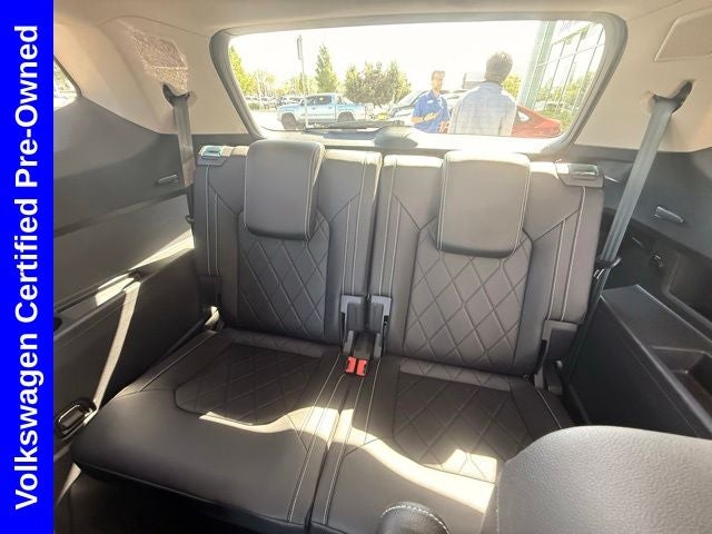 2025 Volkswagen Atlas 2.0T SEL Premium R-Line