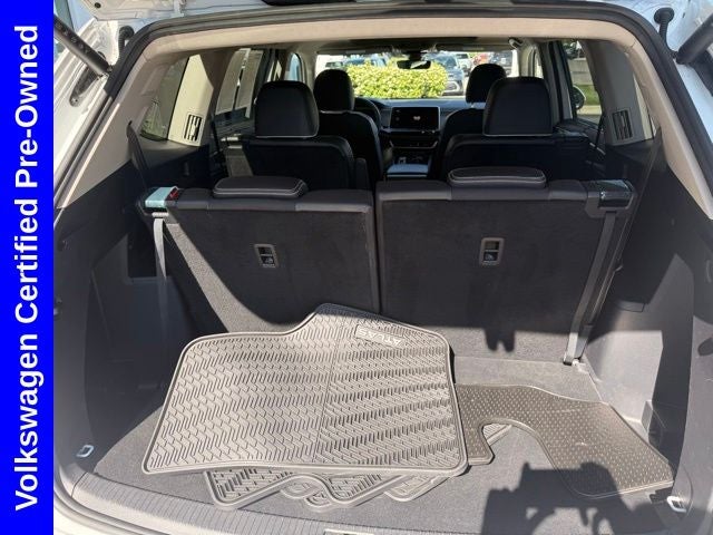 2025 Volkswagen Atlas 2.0T SEL Premium R-Line