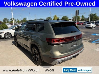 2024 Volkswagen Atlas 2.0T Peak Edition SEL