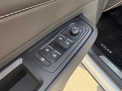 2026 Volkswagen Atlas Cross Sport SE w/Technology