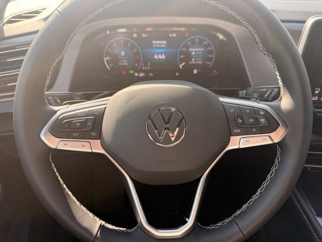 2026 Volkswagen Atlas Cross Sport SE w/Technology