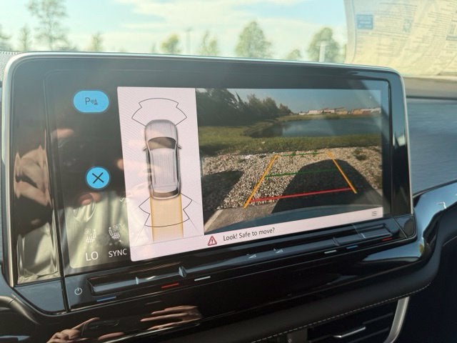 2026 Volkswagen Atlas Cross Sport SE w/Technology