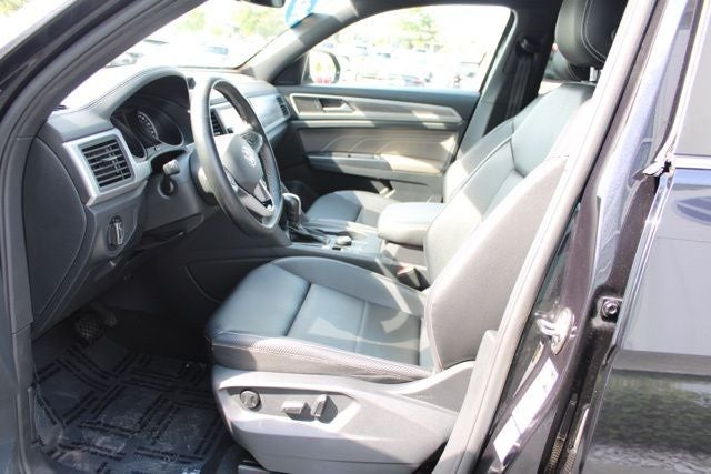 2021 Volkswagen Atlas Cross Sport 2.0T SE w/Technology