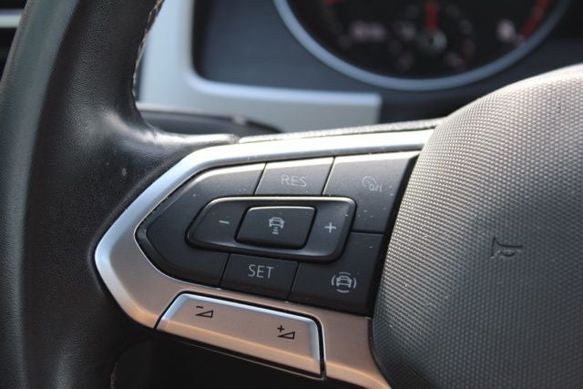 2021 Volkswagen Atlas Cross Sport 2.0T SE w/Technology